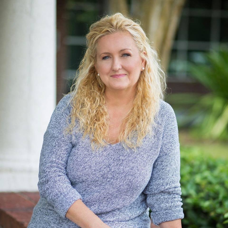 23659320_830360763808717_3615245197215860324_n